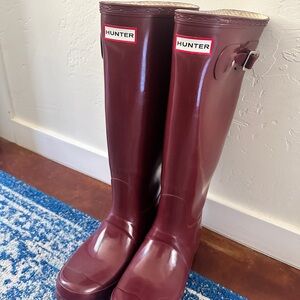 Hunter High Burgundy Glossy Tall Rain Boots